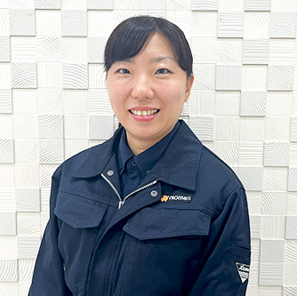 志和　亜耶